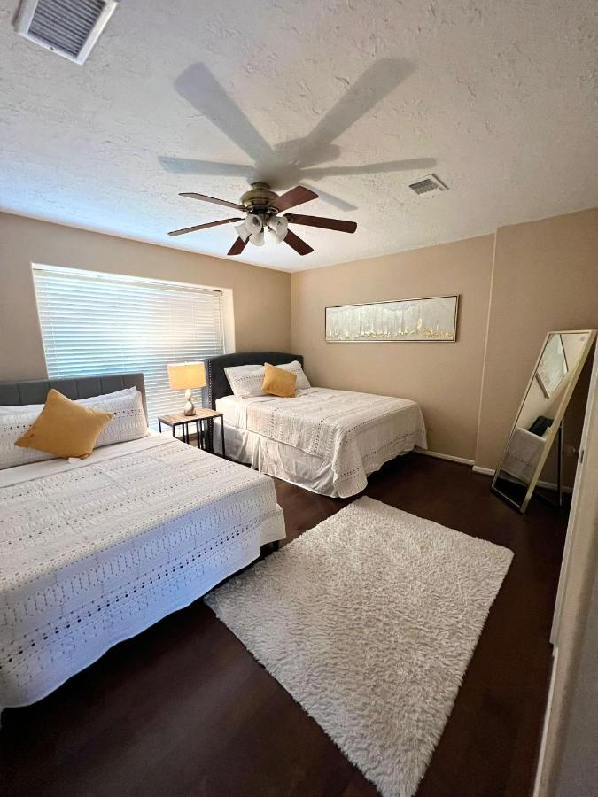 Centrally Located Houston Retreat! Sleeps 8, 10 Min To Downtown, Free Parking מראה חיצוני תמונה